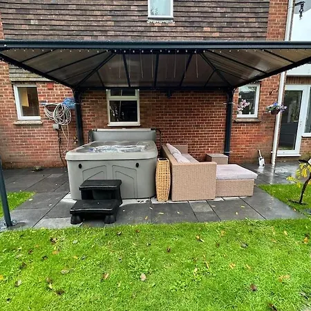 The Bainden , With Private Secluded Hot Tub Villa Rotherfield Exterior photo